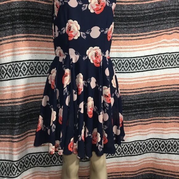 MAISON JULES FLORAL FIT & FLARE SLEEVELESS MINI  DRESS MEDIUM FAIRY - Picture 7 of 10